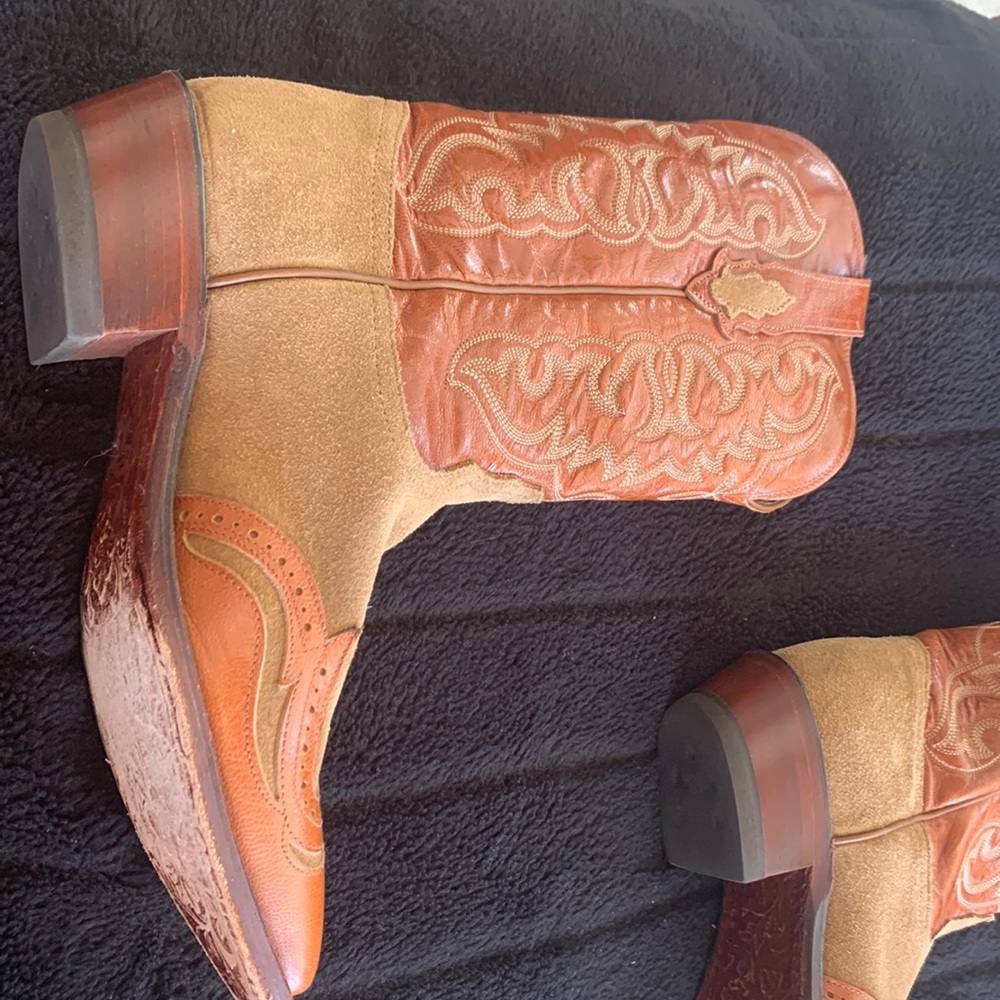 Tony Lama cowgirl boots
